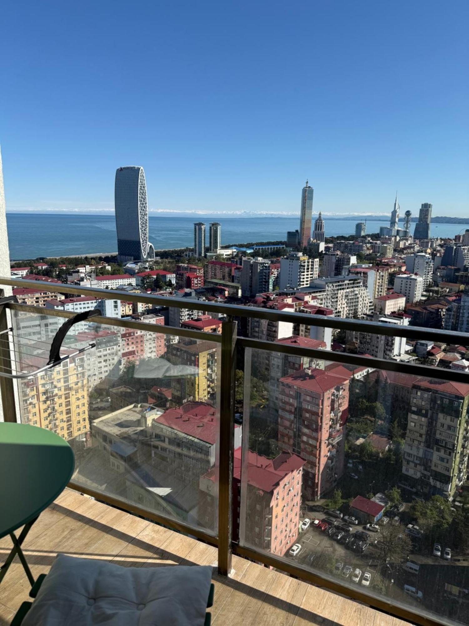Апартаменты Batumi Flat With Epic Views Экстерьер фото