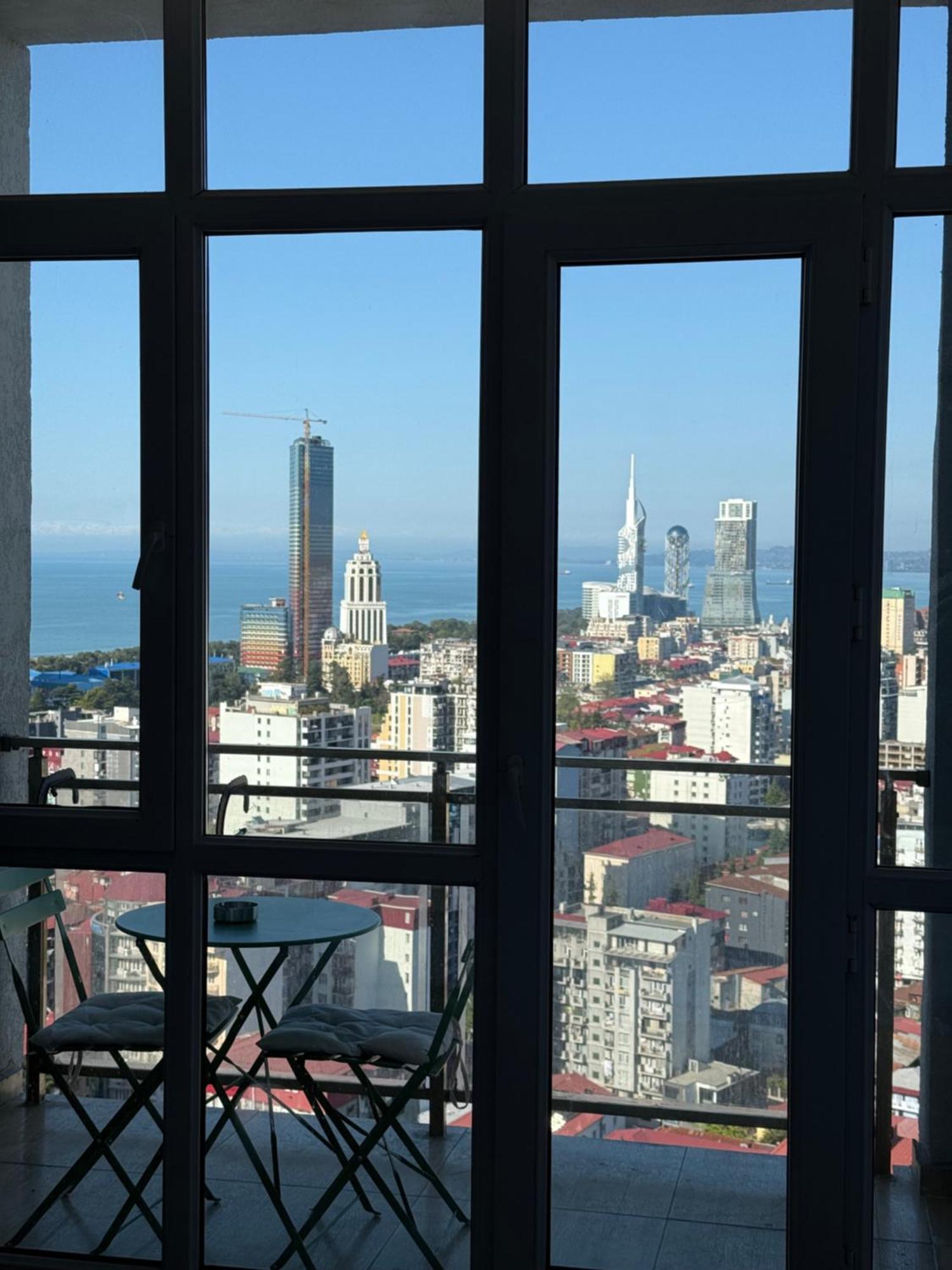 Апартаменты Batumi Flat With Epic Views Экстерьер фото